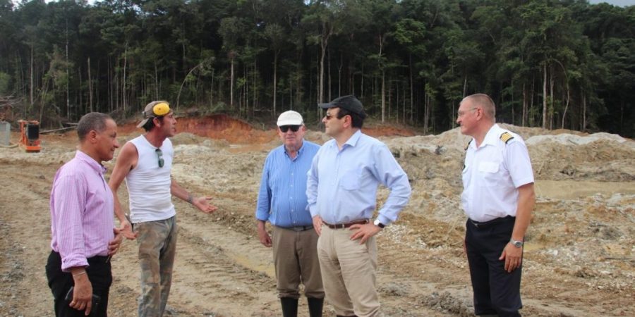 Visite d'un site minier de Guyane Gold Mine avec Dominique Bussereau 1