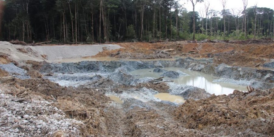 Visite d'un site minier de Guyane Gold Mine avec Dominique Bussereau 4