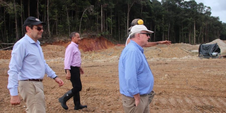 Visite d'un site minier de Guyane Gold Mine avec Dominique Bussereau 4