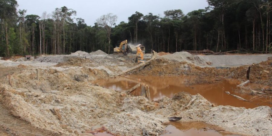 Visite d'un site minier de Guyane Gold Mine avec Dominique Bussereau 3