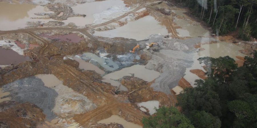 Visite d'un site minier de Guyane Gold Mine avec Dominique Bussereau 16