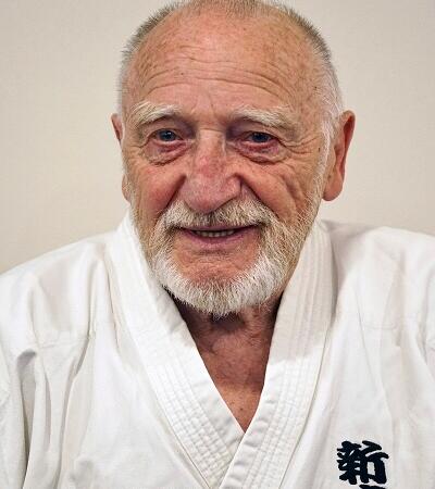 Remise du titre de "Hanshi" au Fondateur du Djokan, Yannick Théolade par  le Président de la CTG 9