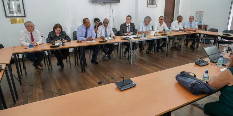 WhatsApp Image 2019-02-20 at 12.49.19 (1) Signature de la charte des acheteurs socialement responsables CTG