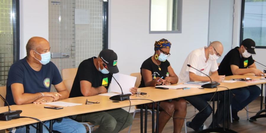 Signature d’une motion de revendications pour une meilleure prise en considération de la lutte contre la Covid-19 en Guyane 12