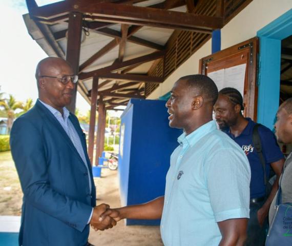 Serville rencontre le maire de Grand Santi et son conseil municipal