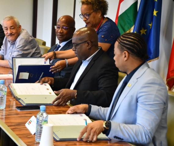 signature d’un protocole d'accord du règlement général des Jeux Inter Guyane.